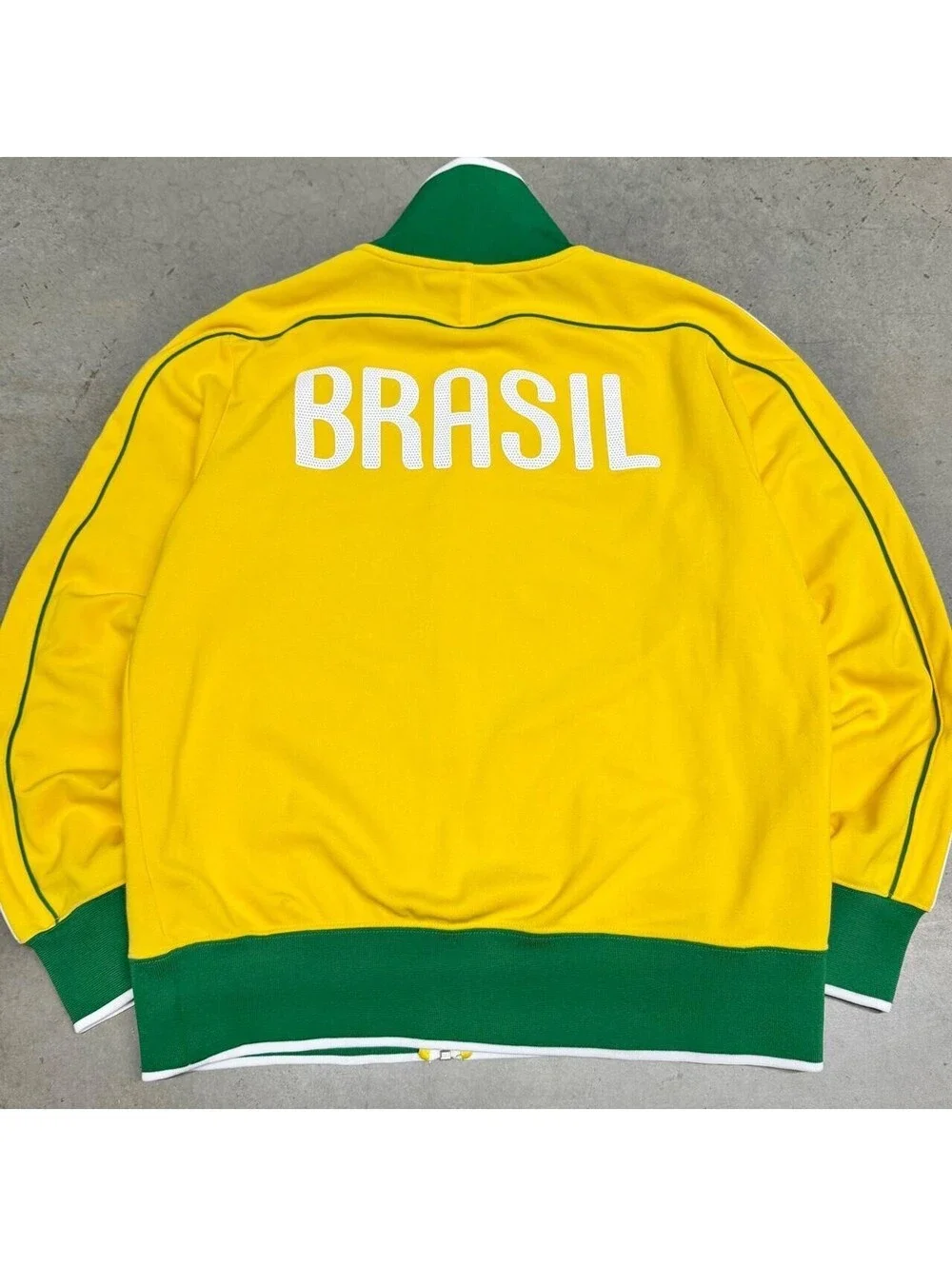 2014 BRAZIL N98 Nike Football Soccer Jacket 589852-703 Men’s Medium Yellow Green